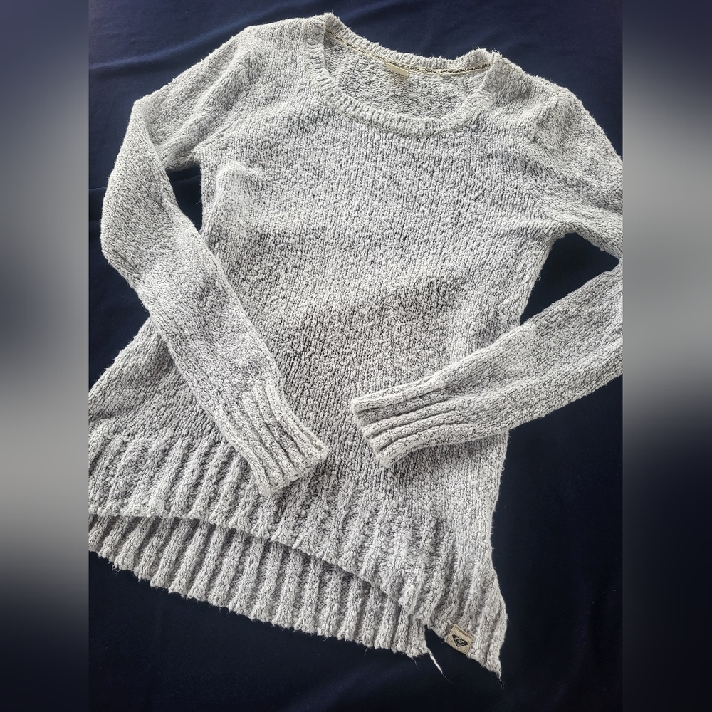Super soft Roxy sweater gray size xs